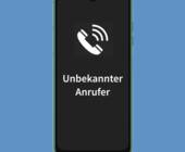 Ein Smartphone-Display zeigt den Anruf eines unbekannten Anrufers